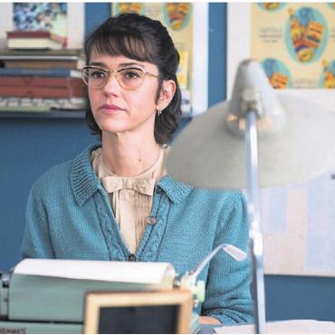 Drei Filme, drei Welten - «Hallo Betty»: Die Werbetexterin Emmi Creola (Sarah Spale) hat 1956 die Kultfigur Betty Bossi erfunden. Bild: zg