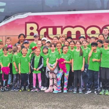 Fünf Medaillen für den TSV Zufikon - Die Jugendriegen des TSV Zufikon fuhren mit dem Bus an den Jugitag 2024 in Deitingen. Bild: zg