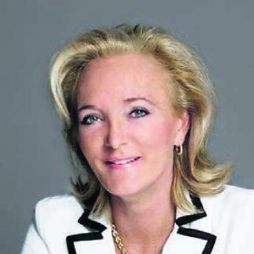 Frau im Haifischbecken - Sonja A. Buholzer setzt sich für das «Frausein» ein. Bild: zg