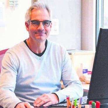 Mehr als Tore schiessen - Schulleiter Stefan Späni wünscht Freude und Interesse am Lernen. Bild: zg