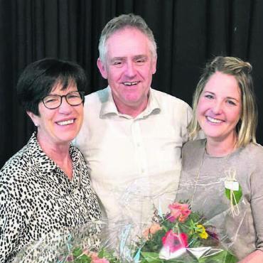 Nach 13 Jahren ist Schluss - Präsident Martin Leu mit Silvia Gut (links), scheidendes Vorstandsmitglied, und Jenny Strebel, die neu in den Vorstand gewählt wurde.