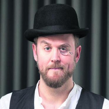 Vergessene Anekdoten - Historiker, Kabarettist und Autor Benedikt Meyer taucht in die absurden Seiten der Schweizer Geschichte ein. Bild: zg