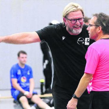 Drei Sekunden fehlten - Redebedarf nach Spielschluss: Trainer Alex Milosevic von der SG Wohlen Mutschellen. Bild: jg/Archiv