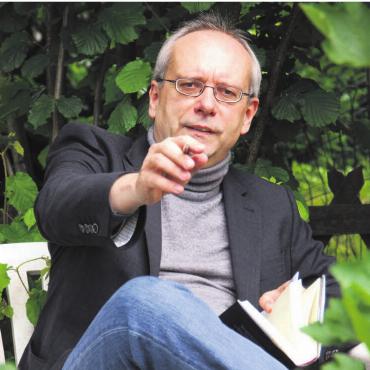 Zwischen Liebe, Kunst und Krieg - Autor Roman Odermatt ist vielseitig unterwegs. Bild: pd