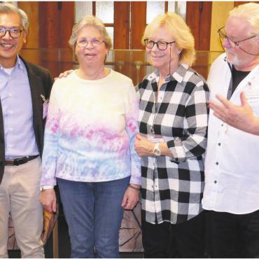 Neue Oase für Senioren - Sie freuen sich über die schnelle Eröffnung des neuen Treffpunkts (von links): Vizepräsident Josef Quan, Ruth Maurer, Therese Milz und Präsident Heinz Widmer. Bild: Stefan Treier