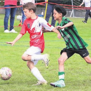 «Nicoletti hätte Spass gehabt» - Der FC Wohlen (links) gegen den Luzerner SC. Es gab viel Fussball zu sehen in Sarmenstorf und diverse weitere Höhepunkte. Bild: jl