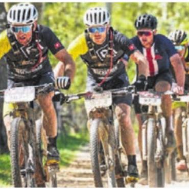 Spätzünder am Traumrennen - Stefan Horber (links) und Dominik Bürkli wollen in Südafrika angreifen. Bild: zg