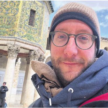 SRF-Korrespondent spricht über Syrien - SRF-Korrespondent Thomas Gutersohn berichtet im Kantiforum über seine Erfahrungen in Syrien. Bild: pd