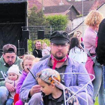 Fest wie aus dem Bilderbuch - Die Zugfahrt über das Gelände war ein Highlight der drei Tage.