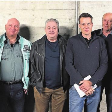 Die Gemeinschaft lebt - Schauen auf ein erfolgreiches Schützenjahr zurück: Hanspeter Wittwer, Clemens Mullis, Heinz Huggel, Christian Brigger, Roger Martin, Silvio Beyli (von links). Bild: zg