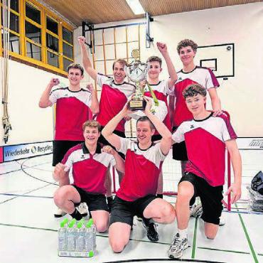 Viel Spektakel in der Halle - Sie standen am Ende des Tages ganz oben auf dem Podest. Der STV Auw sorgte dafür, dass der Pokal im Freiamt bleibt.
