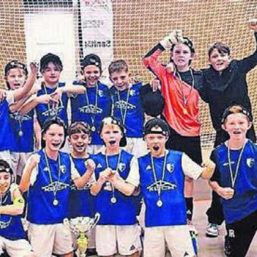 Mehr als Fussball - Der Nachwuchs vom FC Wohlen gewinnt das E-Juniorenturnier.