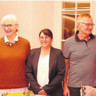 Leben ohne Hören - Die Organisatoren und die Referenten freuten sich über das Interesse am Vortragsabend (von links): Hans-Peter Stierli, Bea Geissmann, Yvonne Widmer, Paul Meier und Markus Schmid. Bild: Stefan Treier