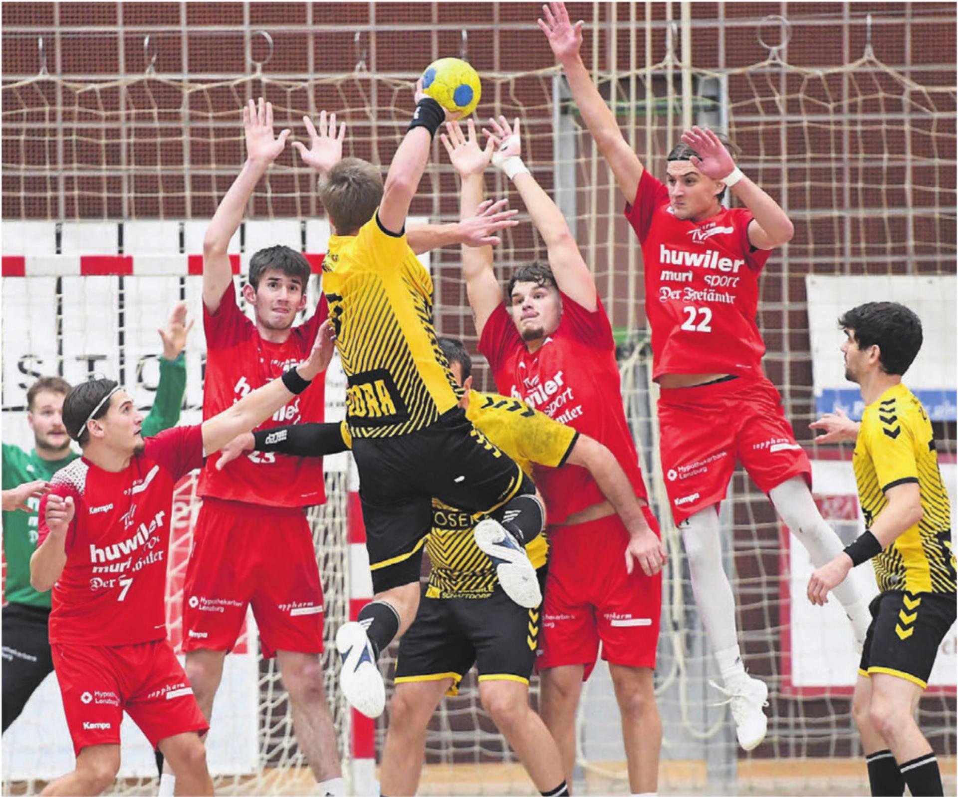 Die Murianer Abwehr muss gegen Willisau kompakt stehen, um sich beide Punkte zu sichern. Bild: tvm - Das Bild wird blockiert. – Möglicherweise durch einen aktiven Adblocker.