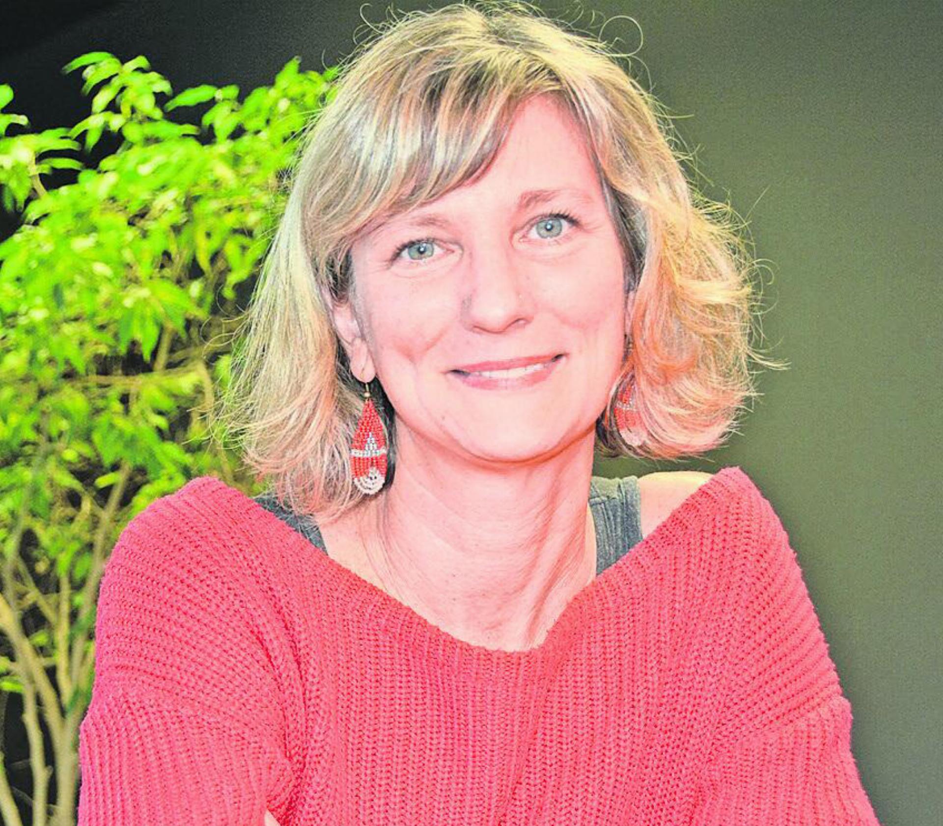 Andrea Hüsser will den Schoggi-Genuss auch nachhaltig und fair machen. Das Schoggi-Festival soll den Konsumenten die Thematik bewusst machen. Bild: Sabrina Salm
