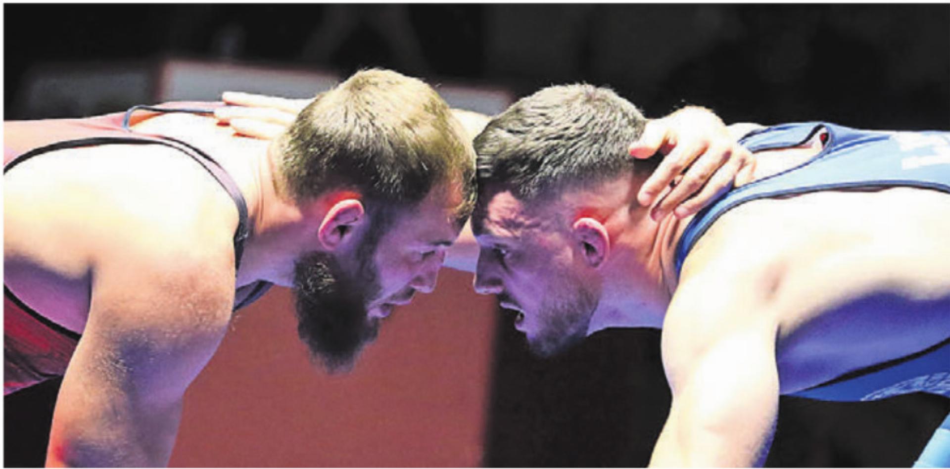 Die Schwergewichte und Leistungsträger Magomed Ayshkanov (Freiamt, links) und Samuel Scherrer (Willisau). Im September siegte Scherrer knapp. Bild: spr
