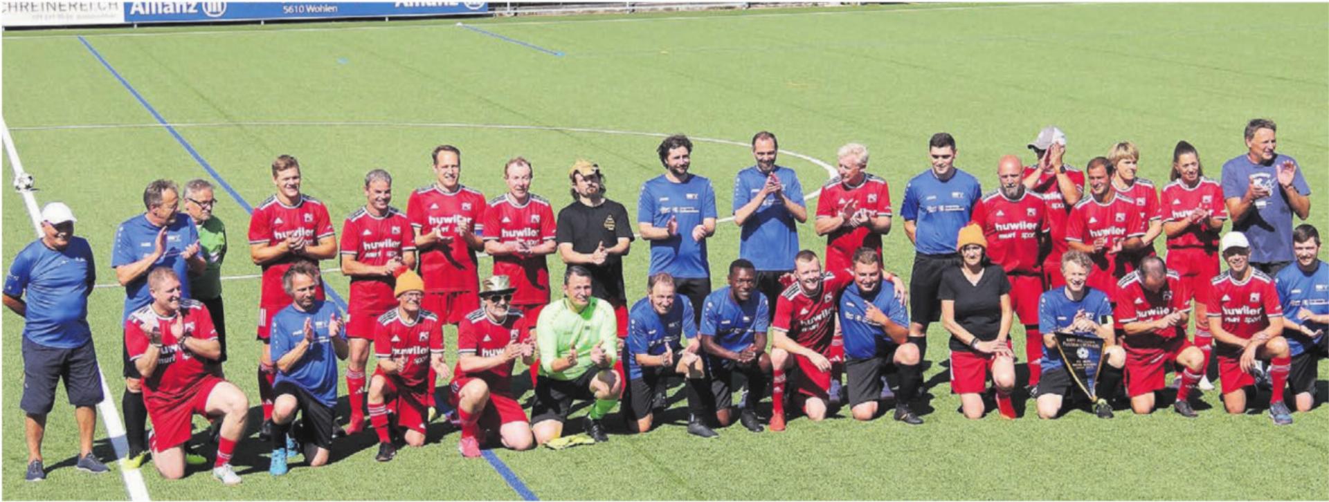 Die Murianer Alltagshelden, prägende Persönlichkeiten aus dem Dorf, und Aargauer Politiker vom FC Grossrat duellierten sich im Rahmen des Jubiläums. Bilder: Archiv - Das Bild wird blockiert. – Möglicherweise durch einen aktiven Adblocker.