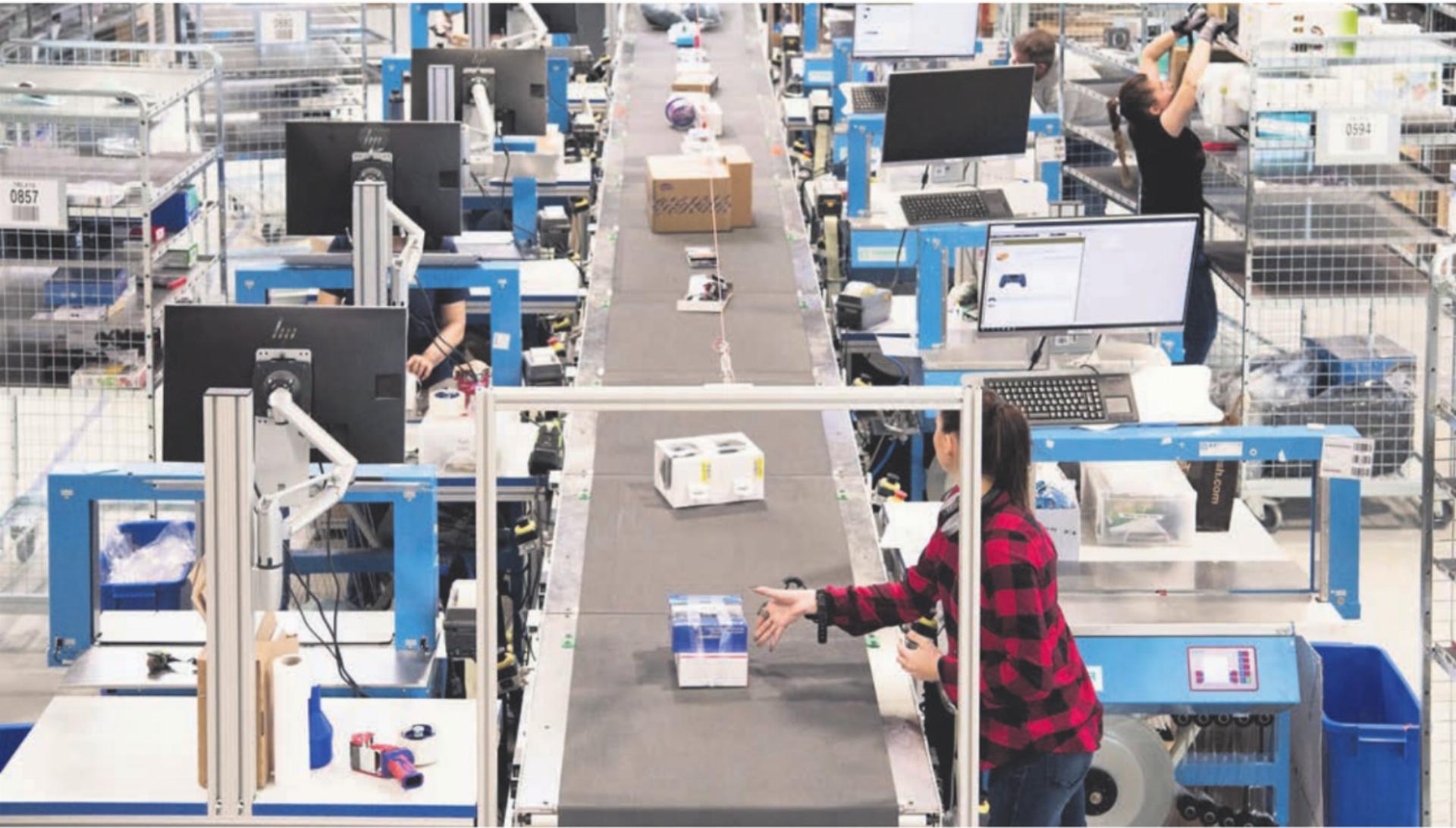 Das Warenlager in Wohlen wurde laufend ausgebaut. Mittlerweile werden an diesem Standort rund 1500 Mitarbeitende beschäftigt. - Das Bild wird blockiert. – Möglicherweise durch einen aktiven Adblocker.