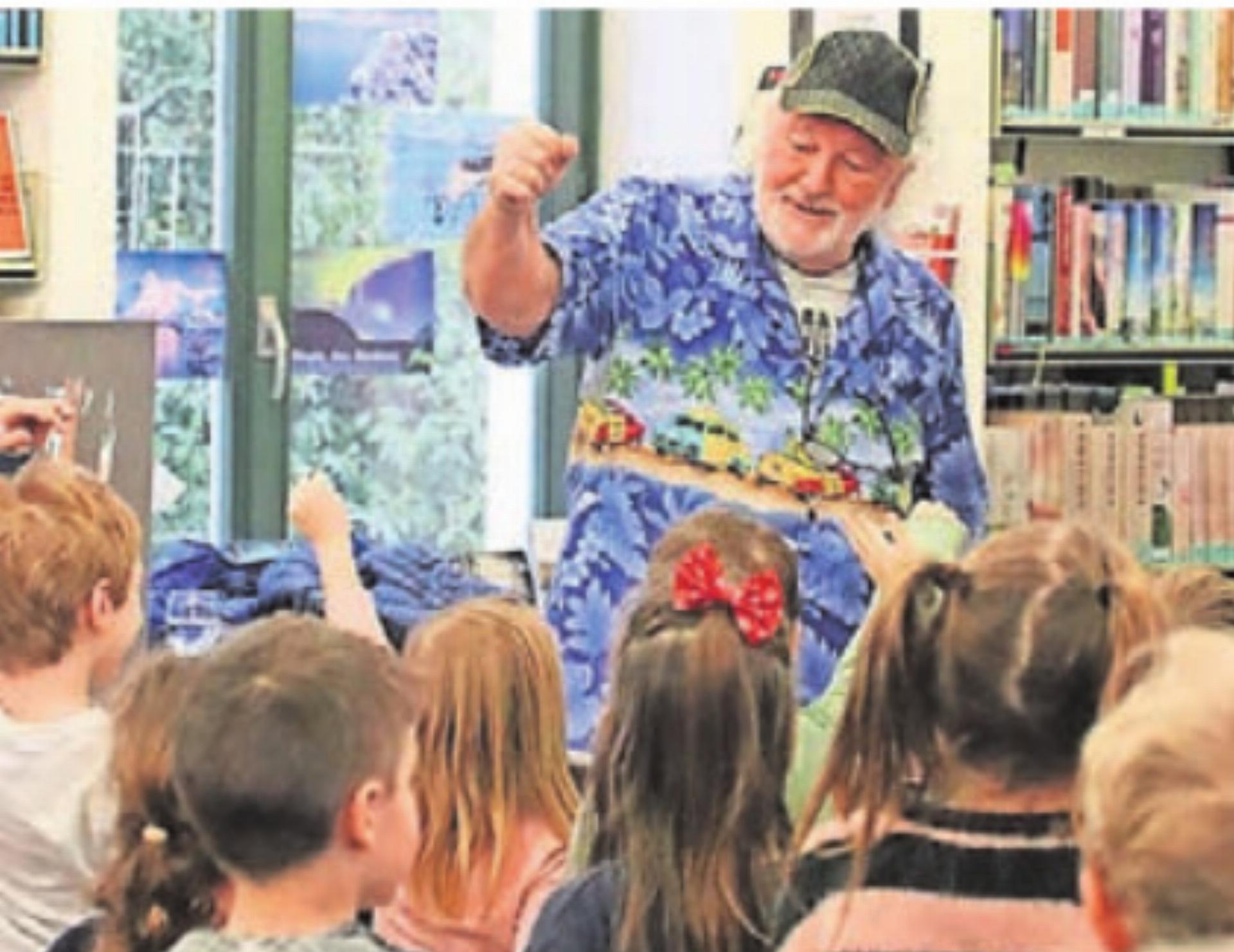 Peach Weber begeistert die Kleinen. Bild: zg - Das Bild wird blockiert. – Möglicherweise durch einen aktiven Adblocker.