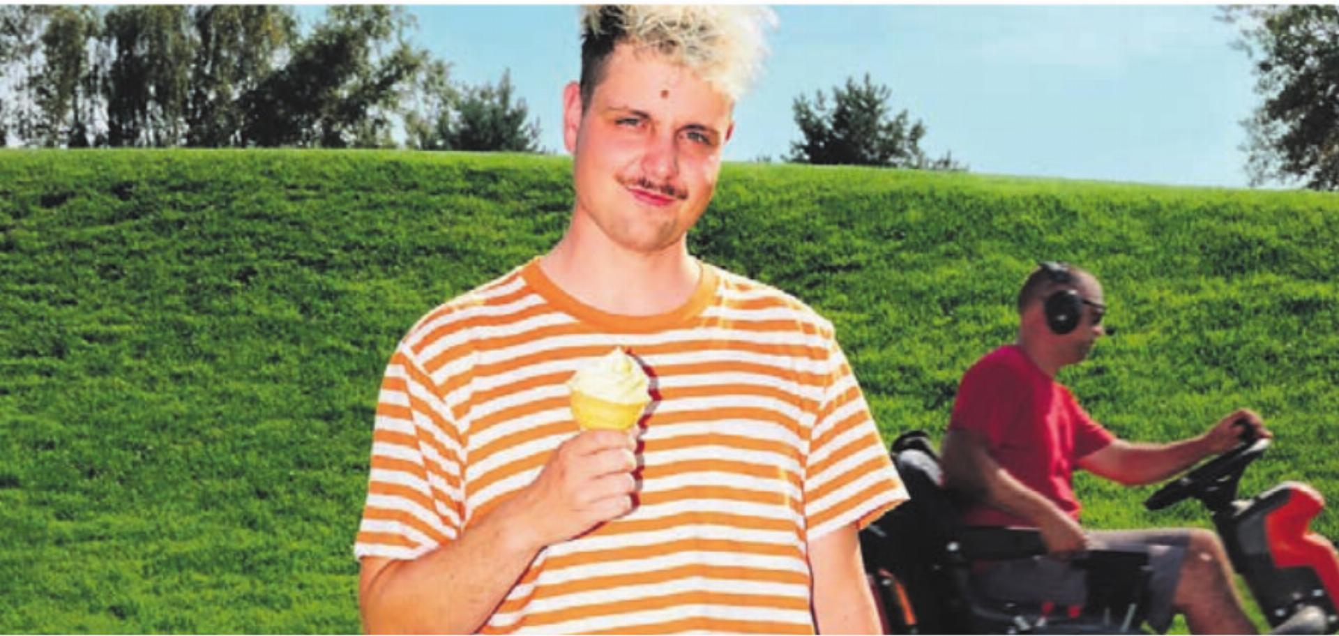 Der fünffache Schweizer Meister in Poetry-Slam Dominik Muheim begeistert mit seinen wortgewandten Geschichten. Bild: pd - Das Bild wird blockiert. – Möglicherweise durch einen aktiven Adblocker.