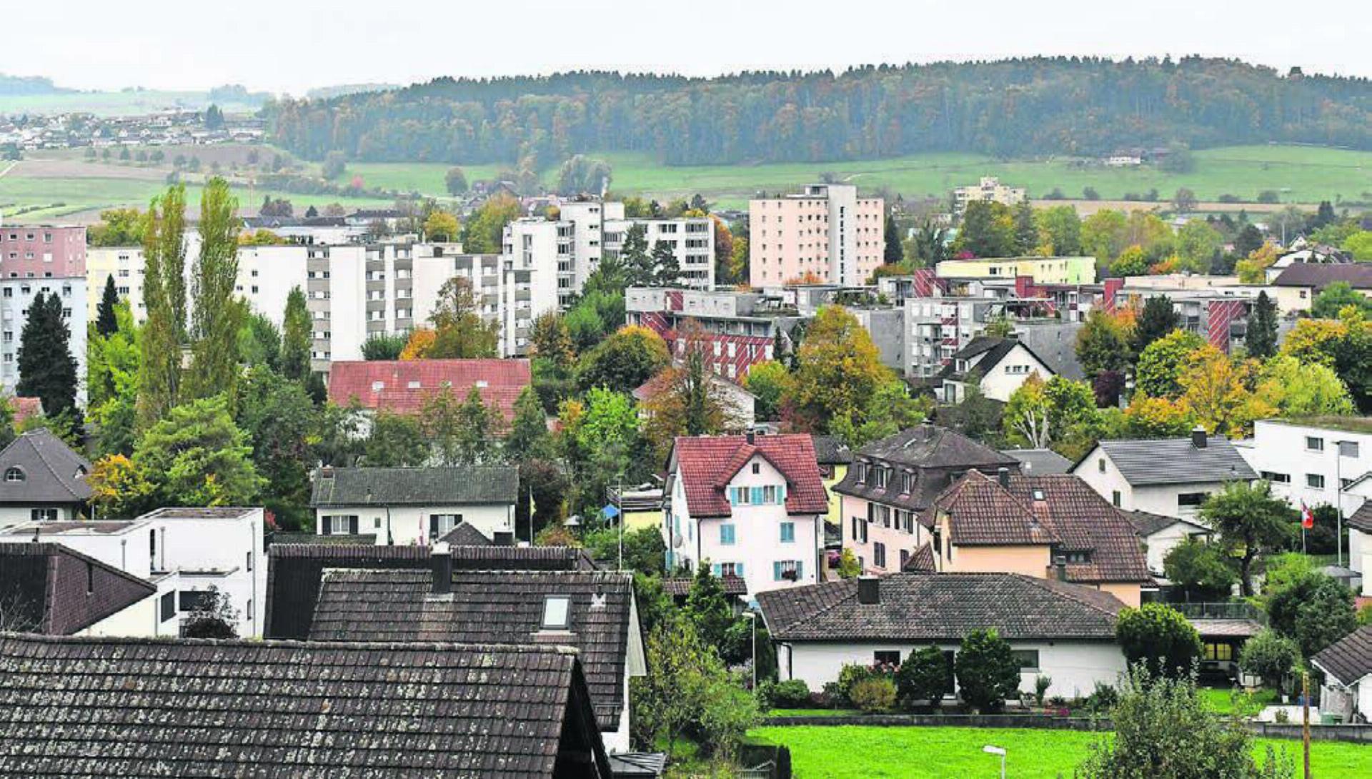 Die Gemeinde Wohlen wird im nächsten Jahr einen Millionenverlust einfahren: Dies ist der Mehrheit des Einwohnerrates lieber, als den Steuerfuss zu erhöhen. Bild: Daniel Marti - Das Bild wird blockiert. – Möglicherweise durch einen aktiven Adblocker.