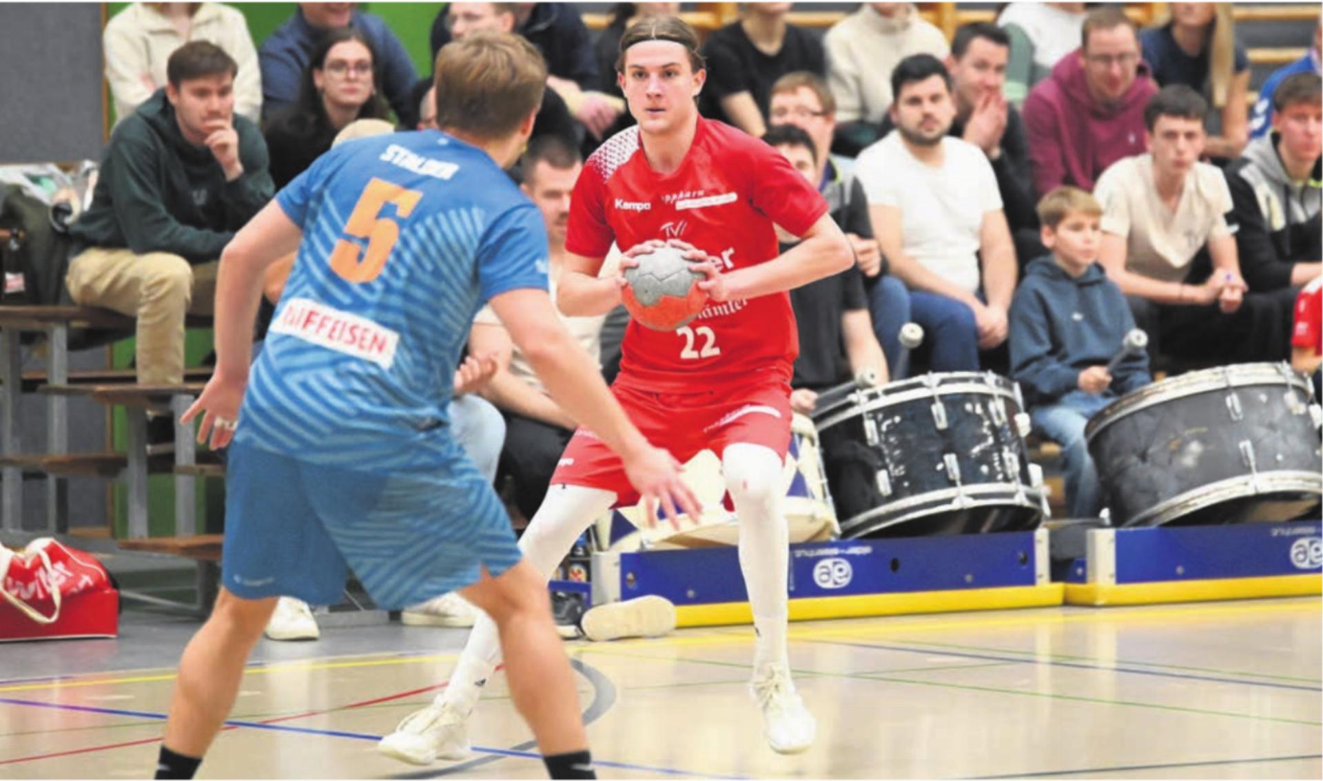 Simon Hafner (rechts) konnte wie Noel Angehrn und Mirco Külling sechs Tore zu Muris Sieg beitragen. Bild: tvm - Das Bild wird blockiert. – Möglicherweise durch einen aktiven Adblocker.