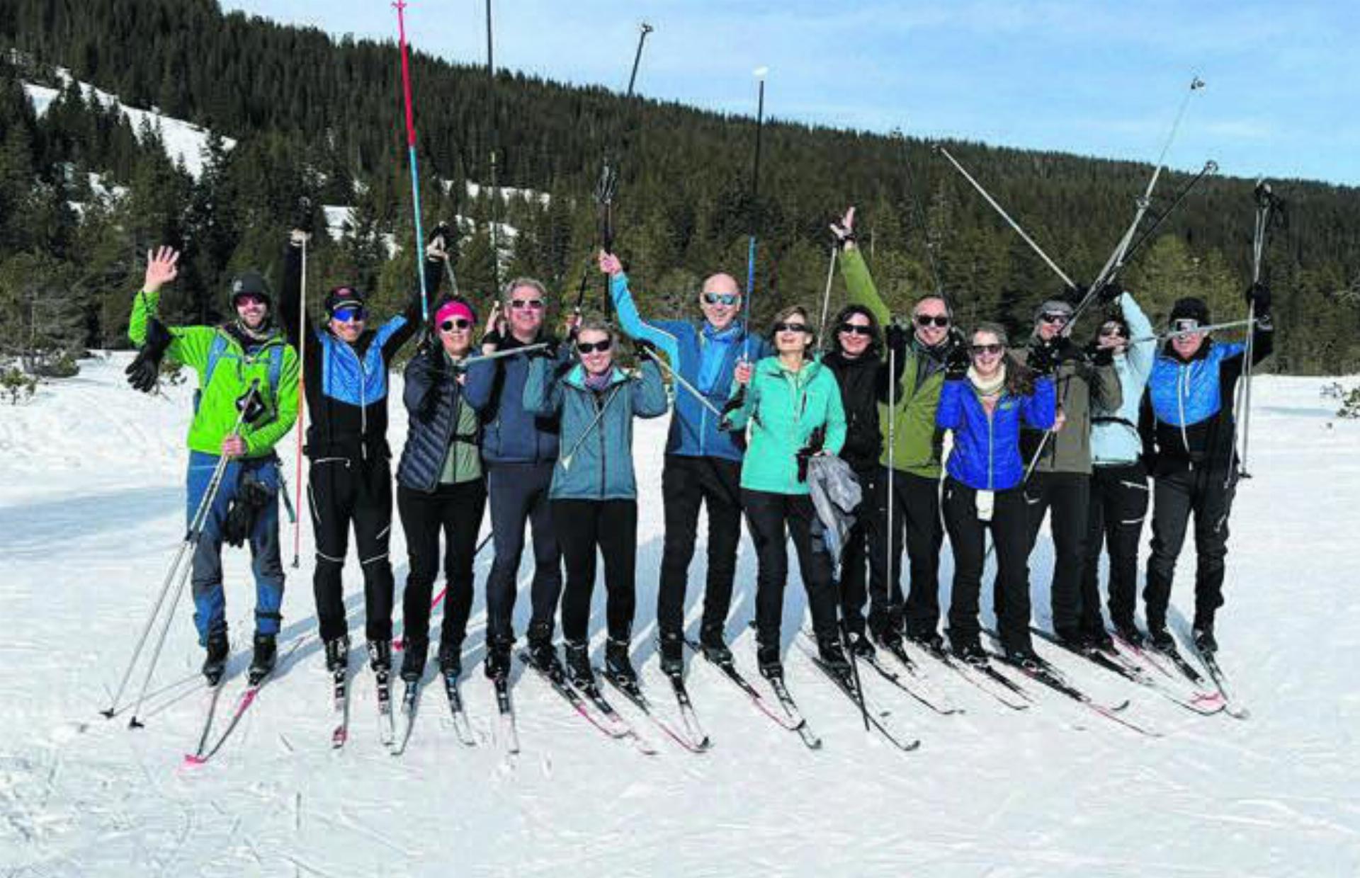 Der Skiclub Bremgarten macht auf den Langlaufski eine gute Figur. Bild: zg - Das Bild wird blockiert. – Möglicherweise durch einen aktiven Adblocker.