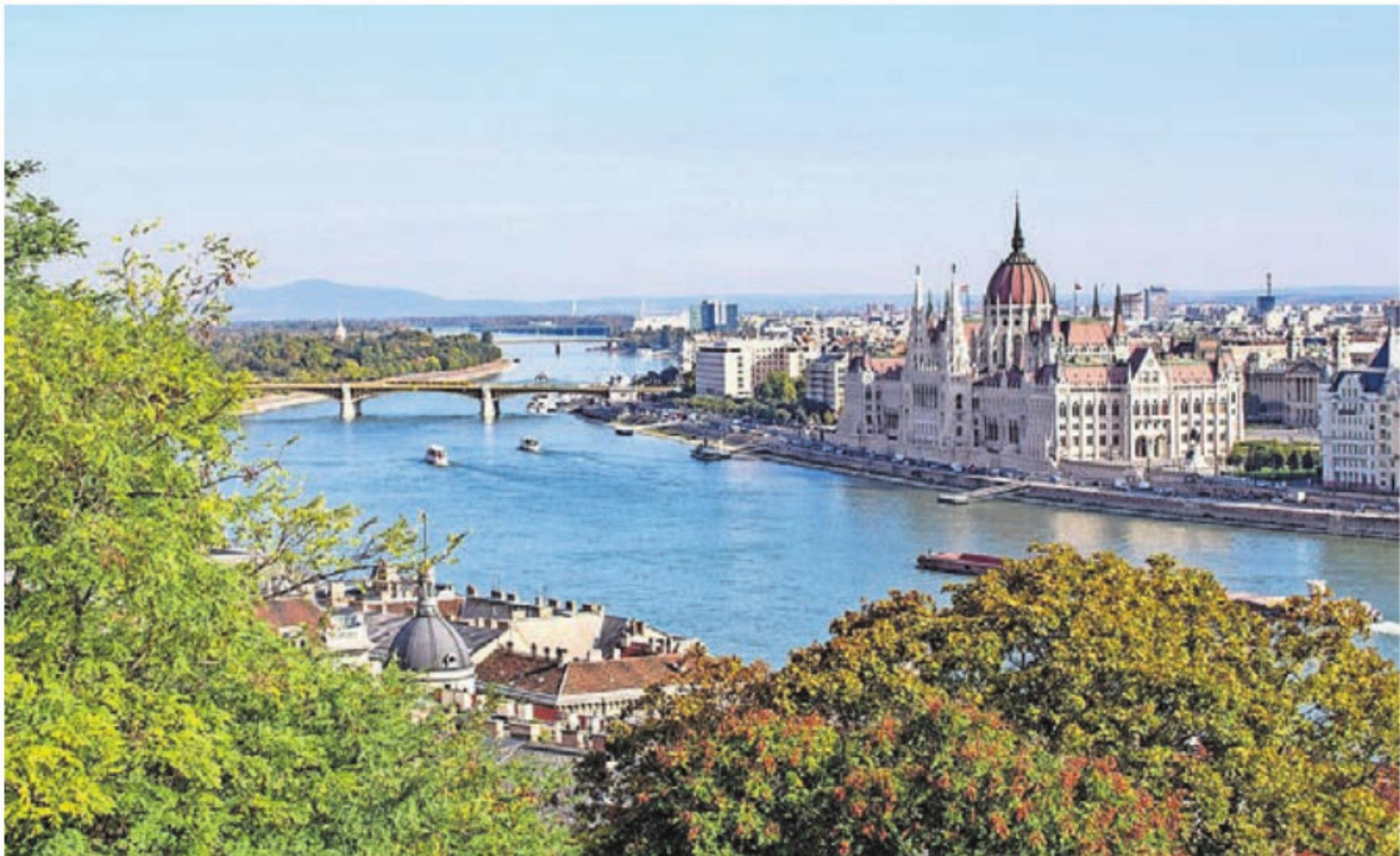 Budapest bietet unzählige wunderschöne Sehenswürdigkeiten. Aber auch in der Umgebung gibt es viel zu sehen. Bild: Pixabay - Das Bild wird blockiert. – Möglicherweise durch einen aktiven Adblocker.