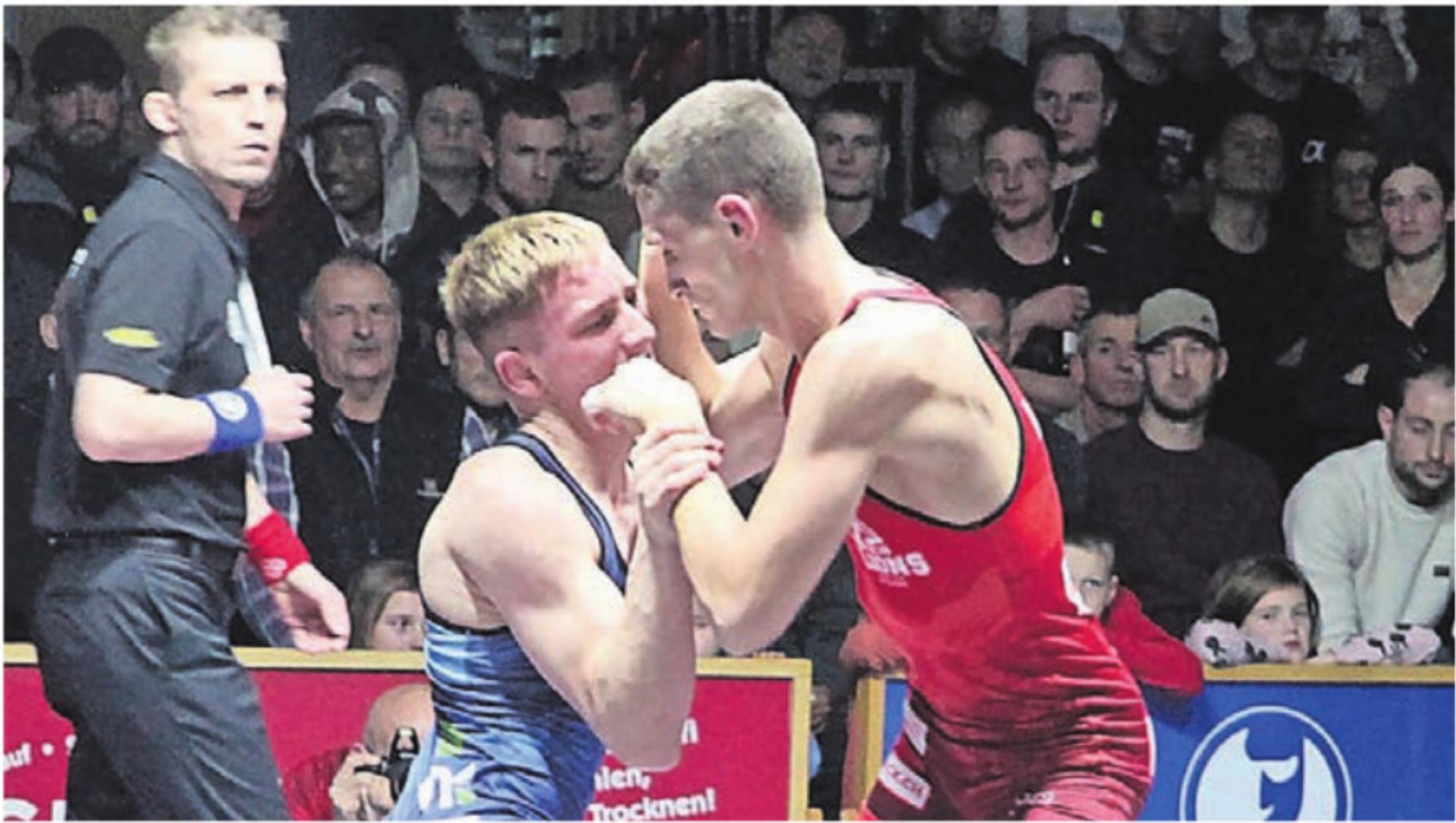 Kevin Birchler (links) landete gegen Routinier Timon Zeder einen überraschenden Sieg. - Das Bild wird blockiert. – Möglicherweise durch einen aktiven Adblocker.