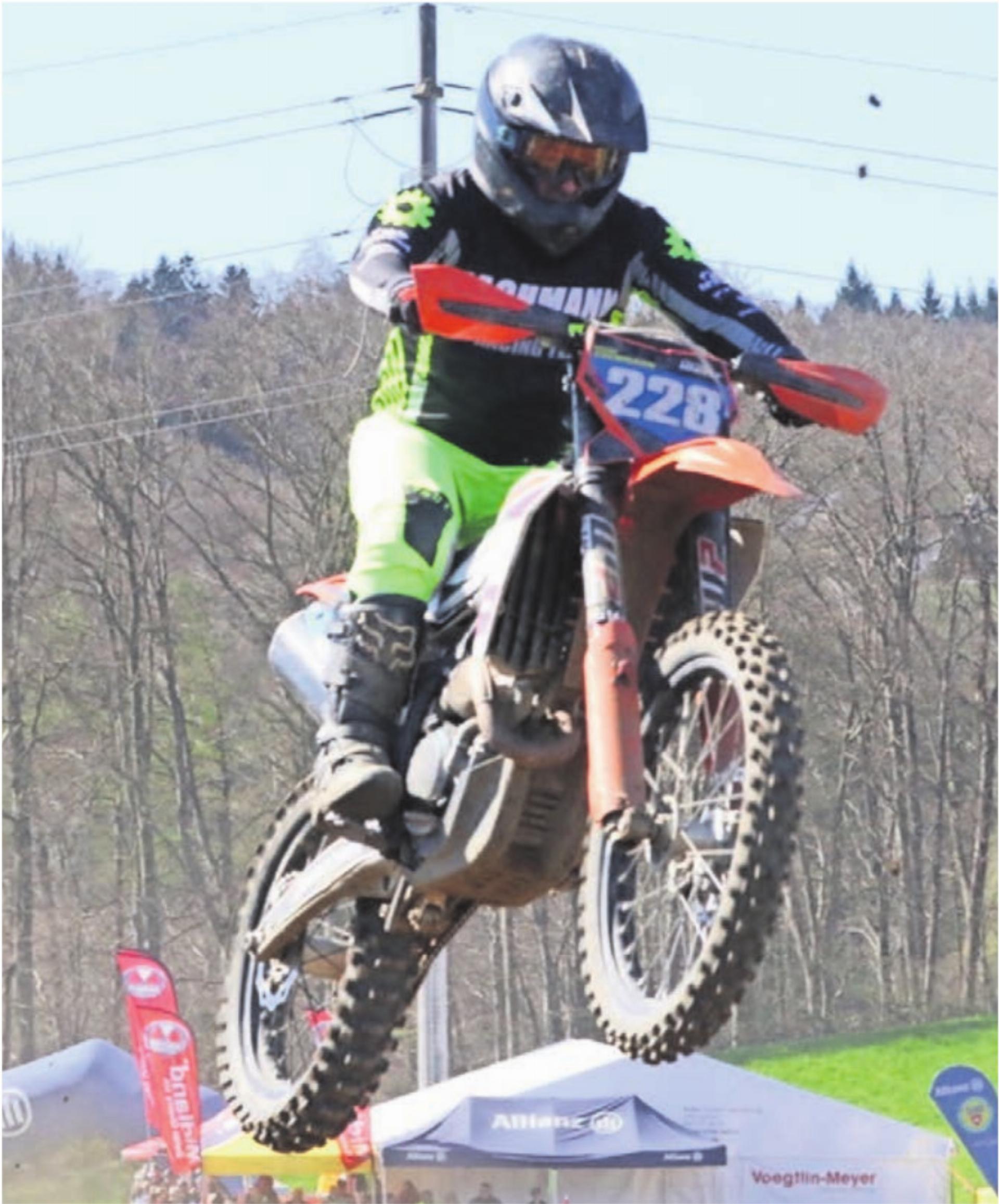 Bei einigen Sportanlässen dürfen sich Freiämter auf der grossen Weltbühne präsentieren. Events, wie das Motocross Wohlen, locken hingegen viele Sportfans as der ganzen Welt in die Region. Bild: Archiv/jl - Das Bild wird blockiert. – Möglicherweise durch einen aktiven Adblocker.