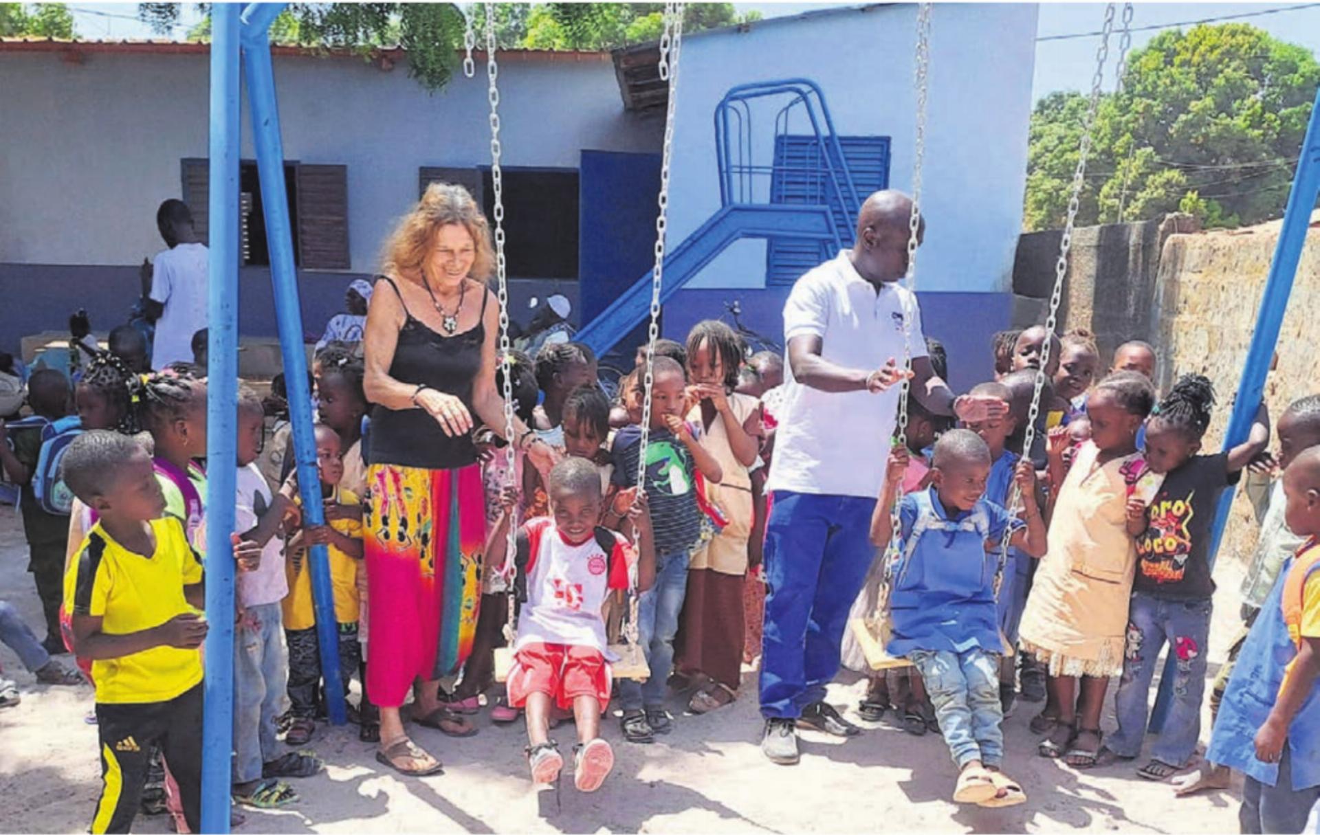 Wieder ein Projekt abgeschlossen: Dank Marielle Furter hat dieser Kindergarten nun einen geschützten Pausenplatz. Bilder: zg - Das Bild wird blockiert. – Möglicherweise durch einen aktiven Adblocker.