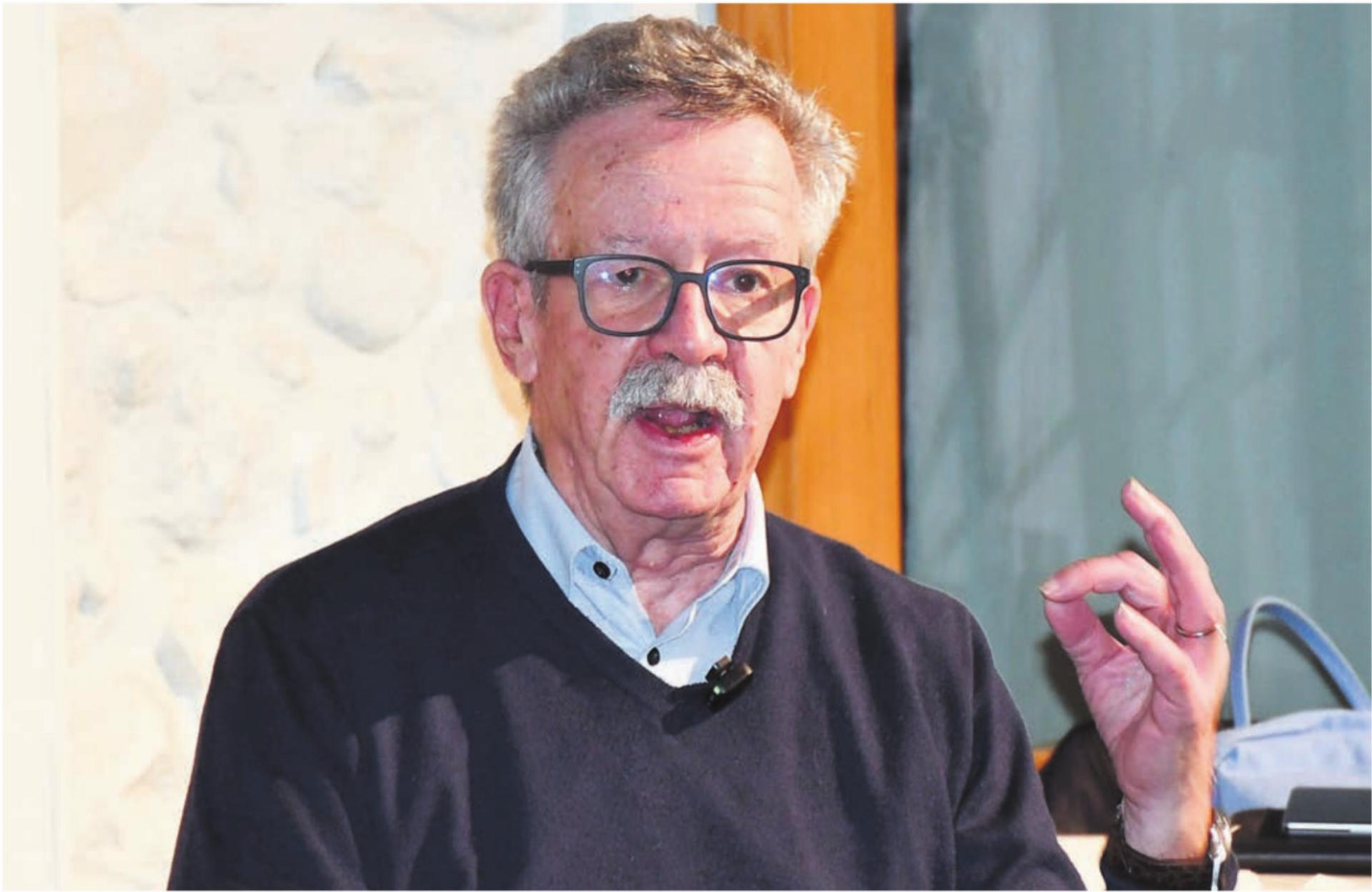 Wählte klare Worte: Martin Killias, Präsident des Schweizer Heimatschutzes, referierte über bedrohte Ortsbilder. Bild: Daniel Marti - Das Bild wird blockiert. – Möglicherweise durch einen aktiven Adblocker.