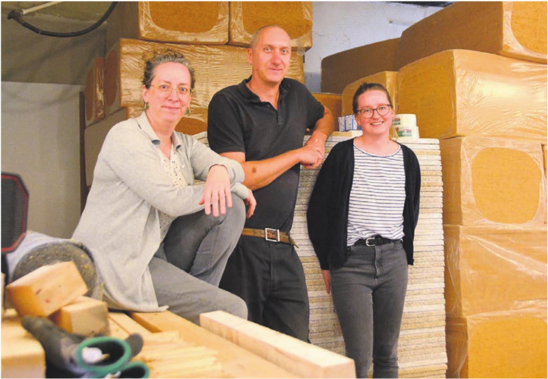 Sieht nach Baustelle aus, ist es auch, von links: Regula Marthaler, Jan Illing und Lea Küng. Bilder: Annemarie Keusch / zg - Das Bild wird blockiert. – Möglicherweise durch einen aktiven Adblocker.