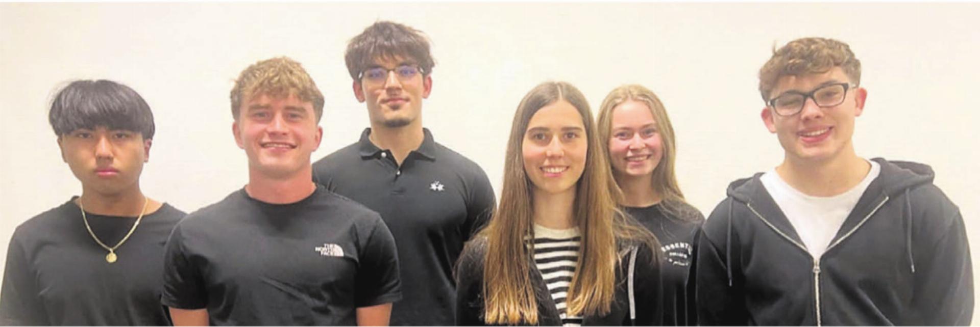 Mit ihrem Unternehmen ReCorded setzten die Gründer auf Nachhaltigkeit (v. l.): Huy Tran, Levin Burger, Ivan Vasic, Selina Dioguardi, Gianna Villiger und Yannis Koch. Bilder: zg - Das Bild wird blockiert. – Möglicherweise durch einen aktiven Adblocker.