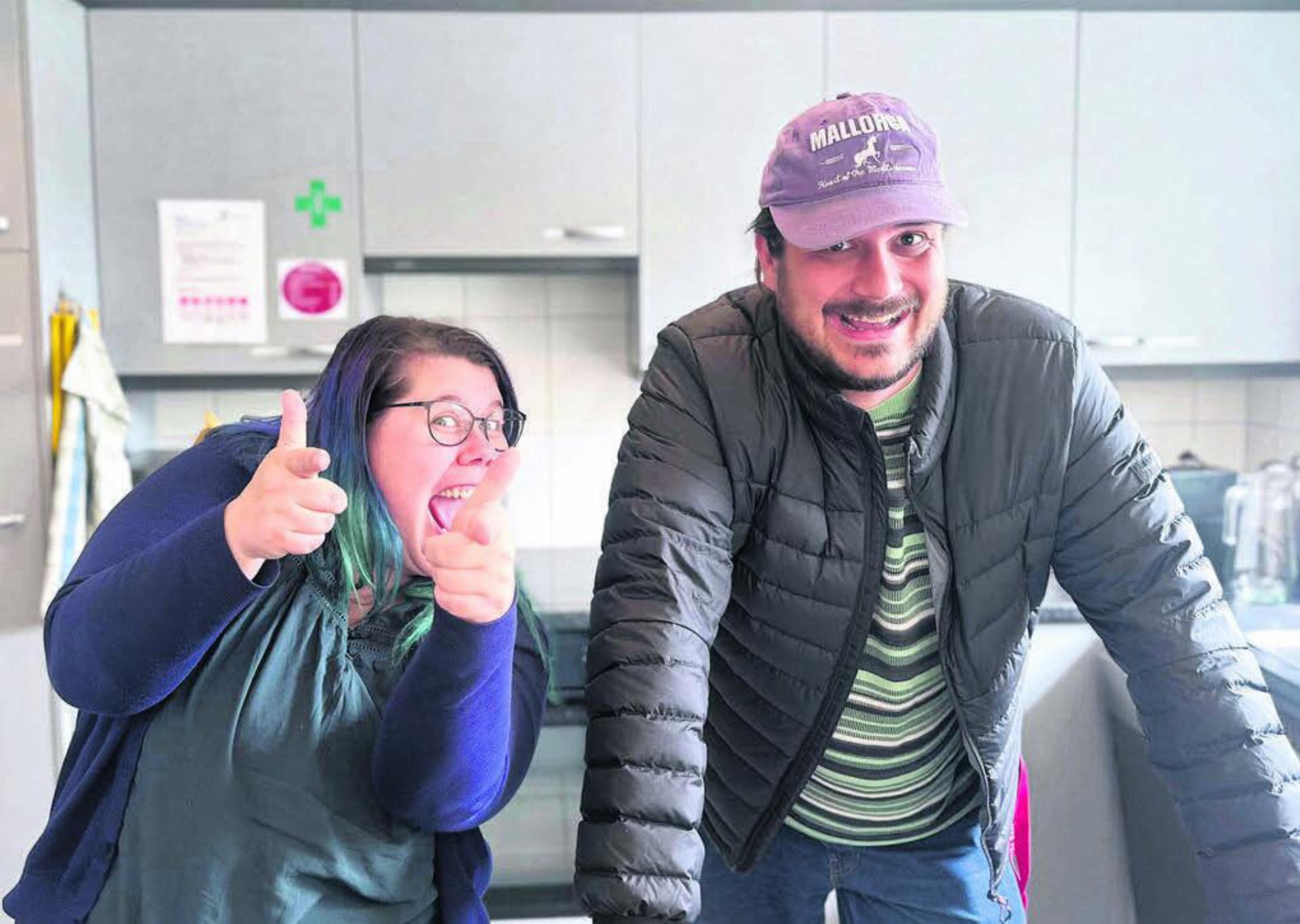 Salome Lacher und Marino Galli leiten das Angebot heute. Angestellt sind sie vom Verein VJF. Bilder: zg/huy