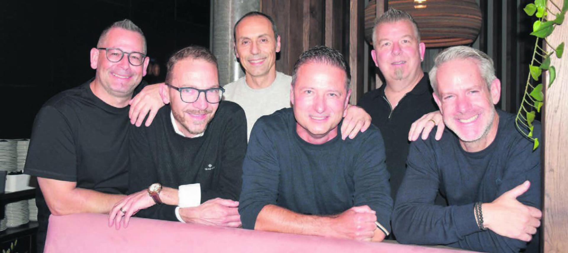 Voller Tatendrang Richtung Comeback (v. l.): Markus Meyer, Michael Meyer, Giuseppe Barbato, Patrick Amstutz, Fabian Bürkli und Christian Staub. Es fehlt Philipp Wertli. Bild: Daniel Marti - Das Bild wird blockiert. – Möglicherweise durch einen aktiven Adblocker.