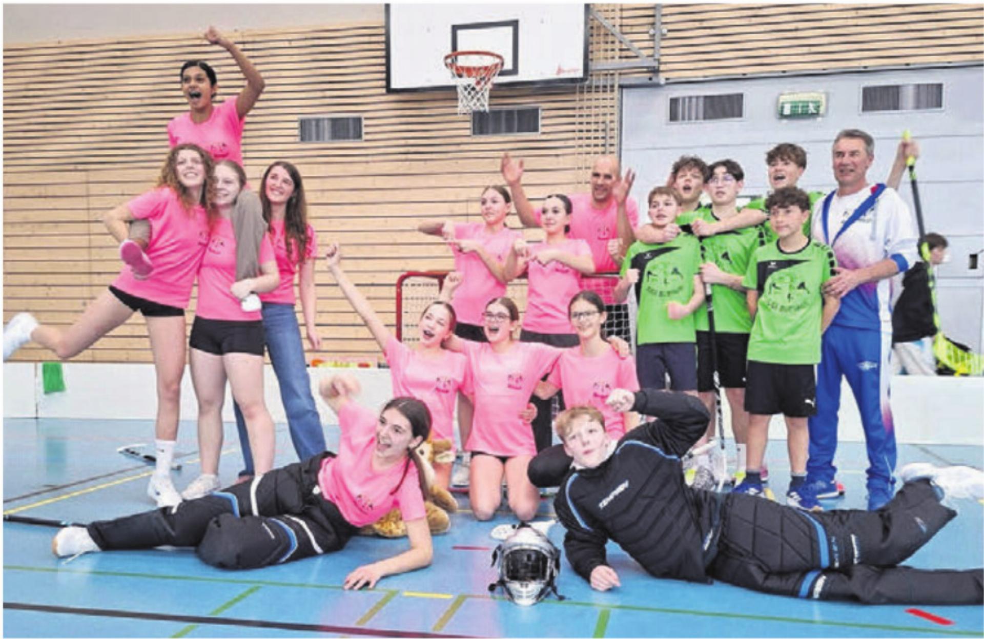 Ein Meistertitel, ein Vizemeistertitel: Der STV Büttikon darf jubeln. Bild: zg - Das Bild wird blockiert. – Möglicherweise durch einen aktiven Adblocker.