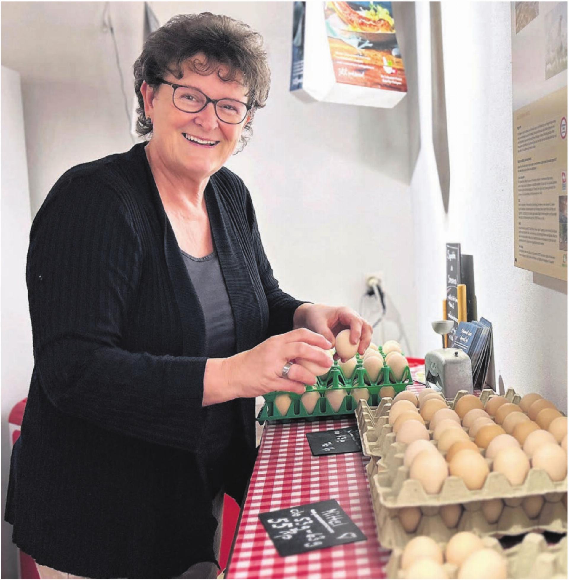 Milly Stöckli hilft im Sodhof-Lädeli mit – künftig wohl noch öfter als in den letzten Jahren. Bild: Annemarie Keusch - Das Bild wird blockiert. – Möglicherweise durch einen aktiven Adblocker.