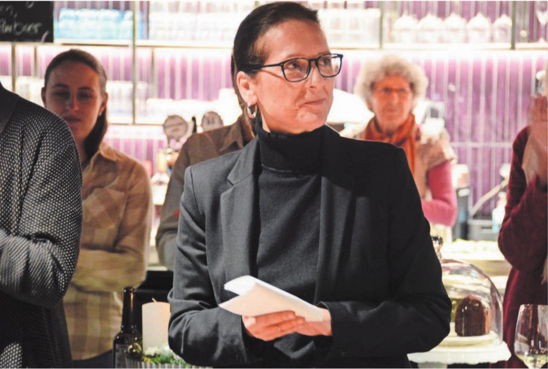 Laura Pascolin musste am Wahlapéro der SP das etwas enttäuschende Resultat ihrer Parte kommentieren. Sie selbst verfügt aber über sehr viel Rückhalt in der Bevölkerung. Bilder: Chregi Hansen / Archiv - Das Bild wird blockiert. – Möglicherweise durch einen aktiven Adblocker.