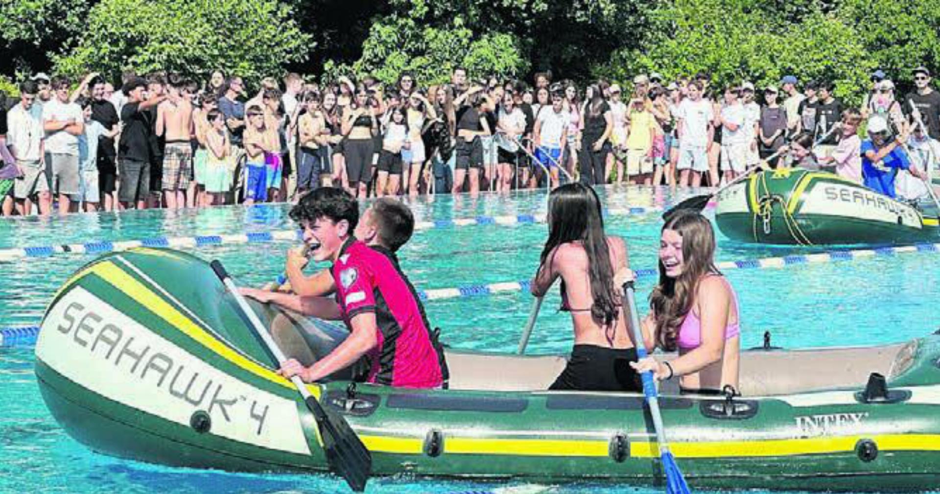 Volle Badi beim Jugendfest Ende Juni. Im Juli kamen kaum noch Gäste. Bild: spr