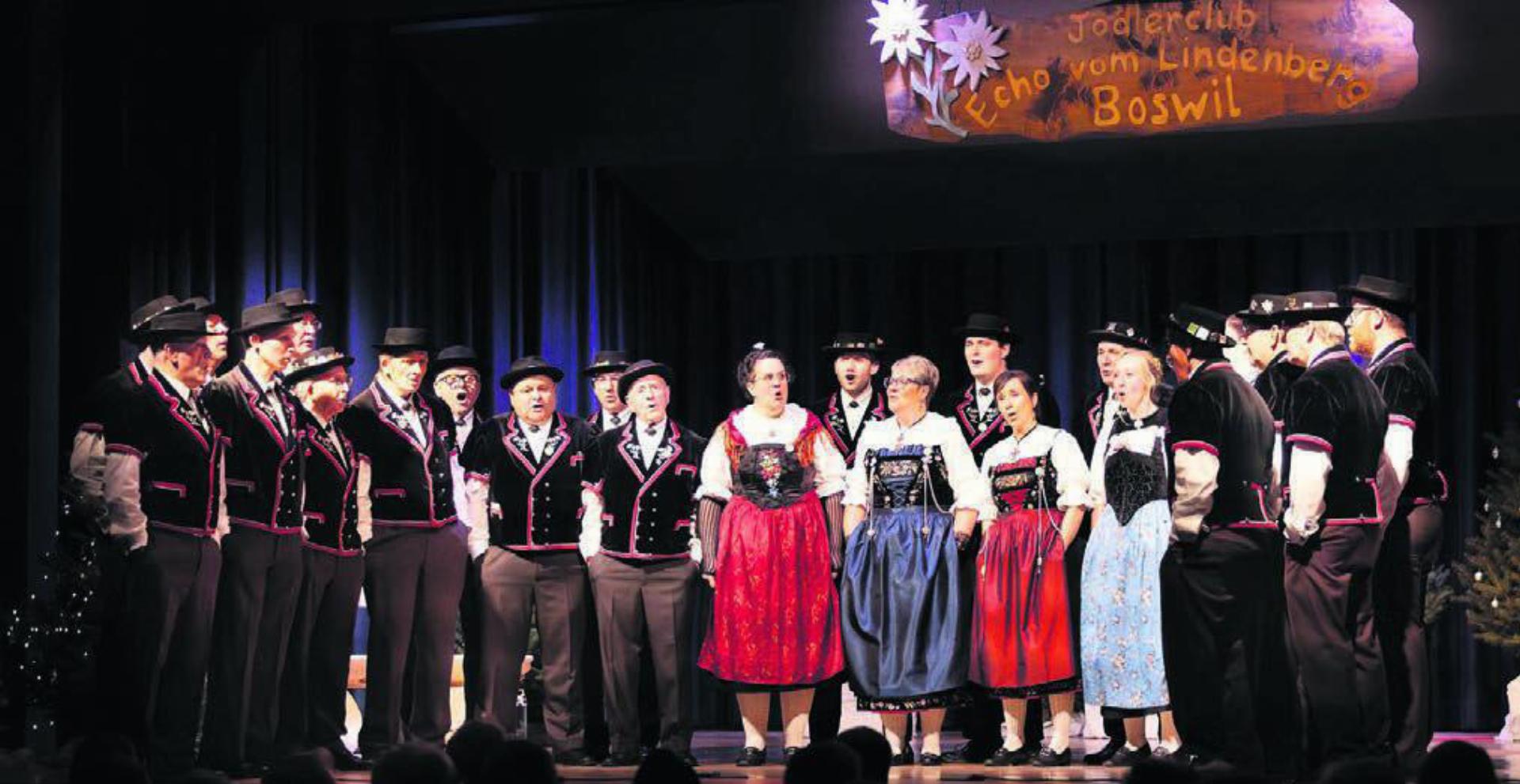 Der gastgebende Jodlerklub Boswil sorgte mit warmen, harmonischen Jodlerklängen sofort für eine heimelige Atmosphäre. Bilder: mm - Das Bild wird blockiert. – Möglicherweise durch einen aktiven Adblocker.