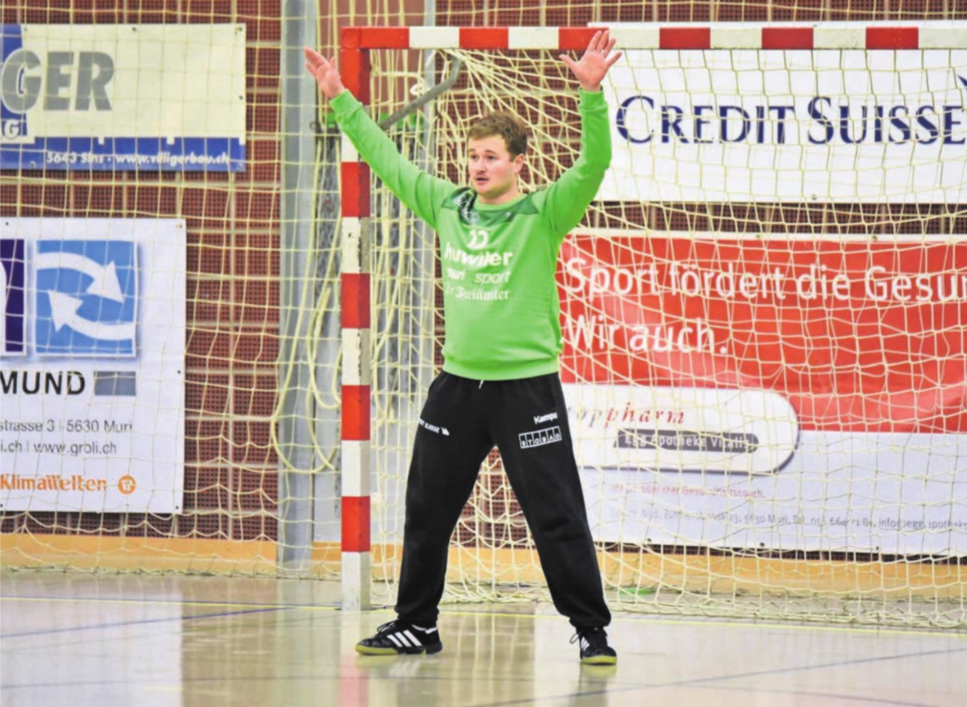 Muri-Goalie Ivo Rütimann ist für das Spiel gegen Olten bereit. Bild: tvm