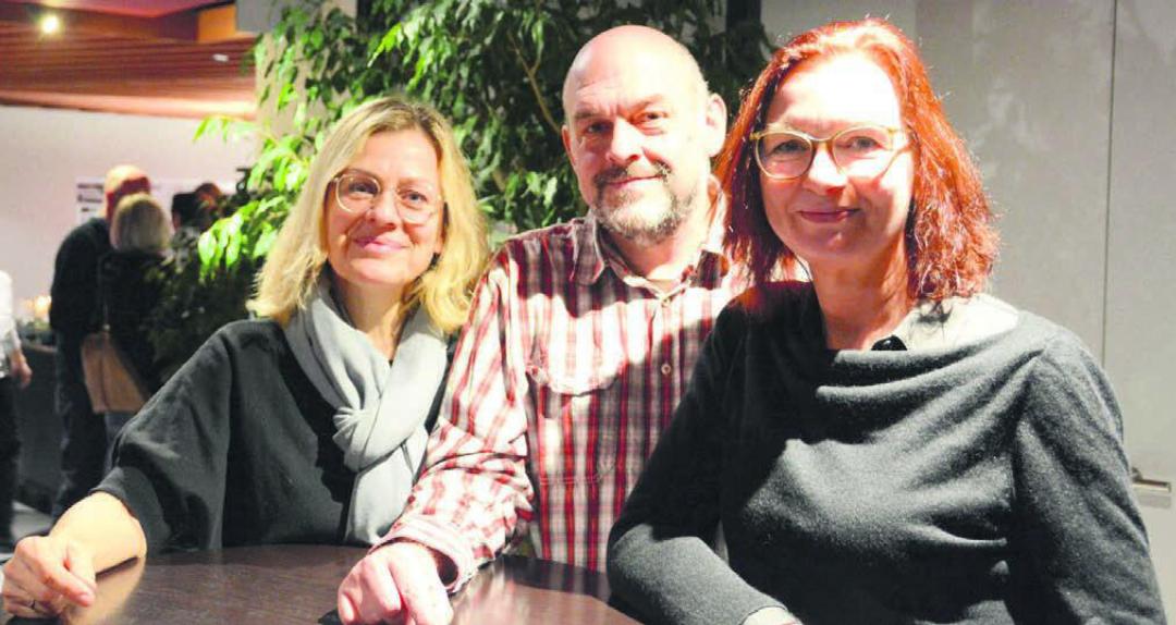 Alle drei Vertreter der Grünen haben die Wiederwahl geschafft und wollen auch in Zukunft für die grünen Anliegen kämpfen (von links): Franziska Matter, Patrick Schmid und Pia Sieroka. Bild: chh Alle drei Vertreter der Grünen haben die Wiederwahl geschafft und wollen auch in Zukunft für die grünen Anliegen kämpfen (von links): Franziska Matter, Patrick Schmid und Pia Sieroka. Bild: chh