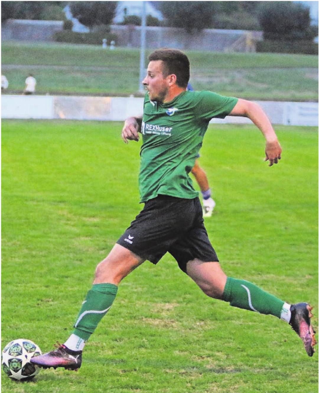 Luca Nauer (FC Bünz-Maiengrün) hat einiges aufzuholen. Bilder: Josip Lasic / Archiv Luca Nauer (FC Bünz-Maiengrün) hat einiges aufzuholen. Bilder: Josip Lasic / Archiv