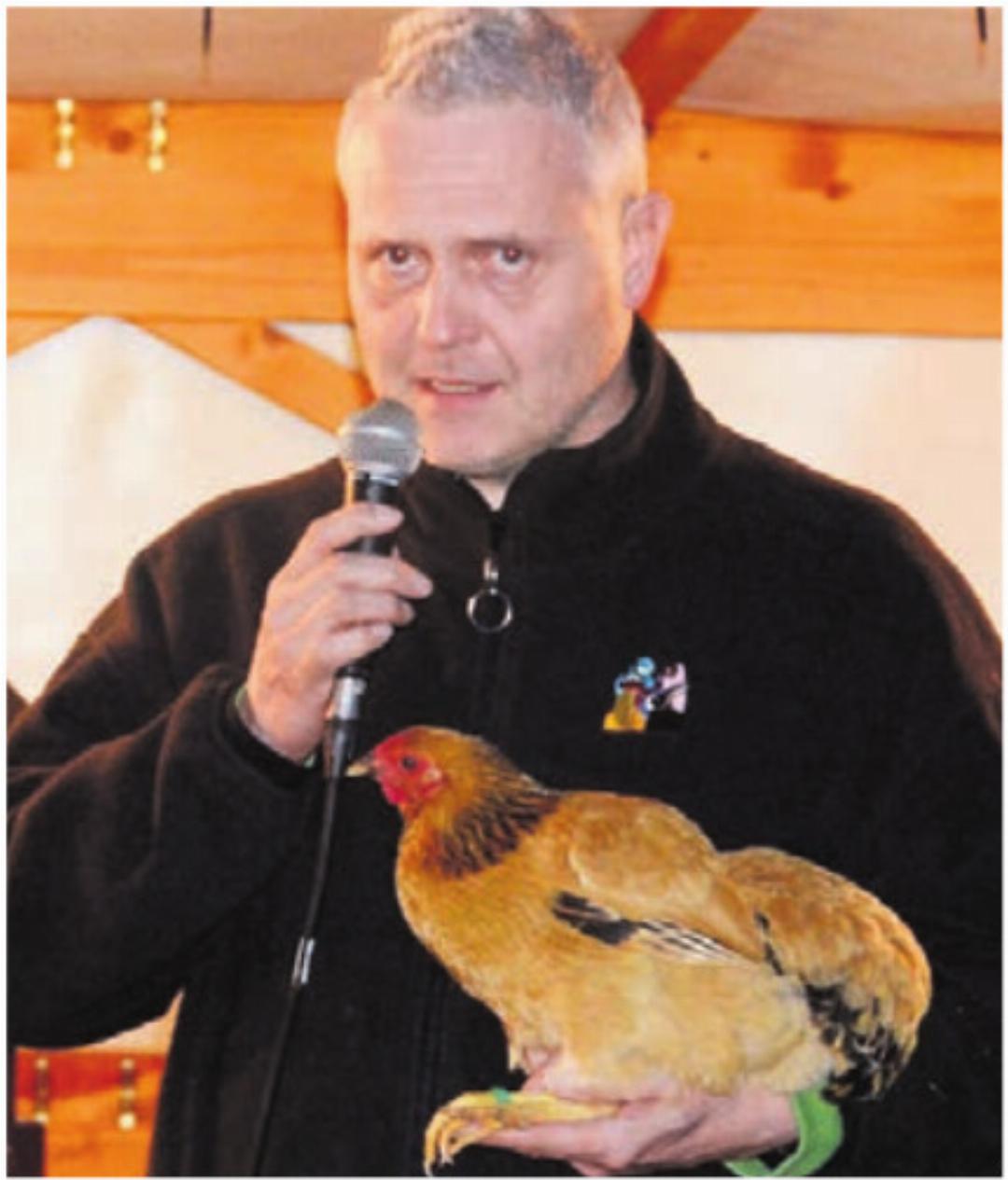 Thomas Meyer ist aktuell der einzige aktive Geflügelzüchter in Villmergen. Thomas Meyer ist aktuell der einzige aktive Geflügelzüchter in Villmergen.