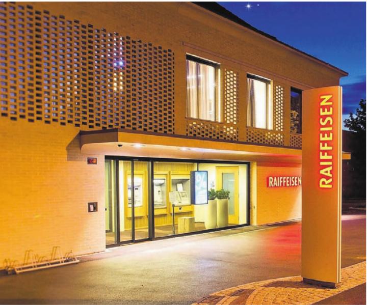 Die Raiffeisenbank Mutschellen hat ihren Hauptsitz in Zufikon. Sie ist mit dem Jahresergebnis 2025 sehr zufrieden. Bild: zg Die Raiffeisenbank Mutschellen hat ihren Hauptsitz in Zufikon. Sie ist mit dem Jahresergebnis 2025 sehr zufrieden. Bild: zg