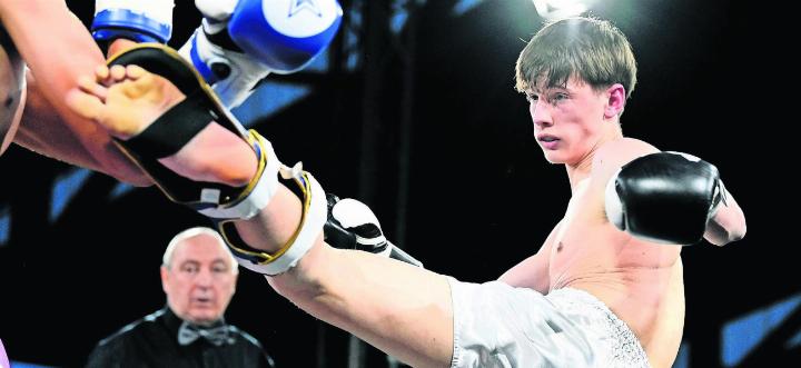 Der Wohler Louis Wenk an der Fight Night am letzten Samstag. Der Anlass war ursprünglich in der Hofmattenhalle vorgesehen. Bild: Alexander Wagner