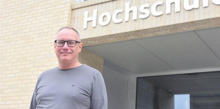 Junge Musiker begleiten und dafür weniger selber künstlerisch auftreten – diesen Weg hat Johannes Strobl an der Hochschule Luzern – Musik eingeschlagen. Bild: Annemarie Keusch