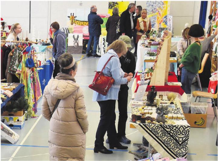 Der letzte Adventsmarkt stiess auf grosses Interesse. Bild: zg