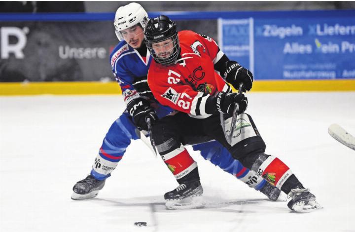 Wohlens Andreas Meyer (links) im Duell mit Fi-Gös Yves Simmen. Schaffen es beide Teams unter die ersten vier? Bild: Archiv/awa